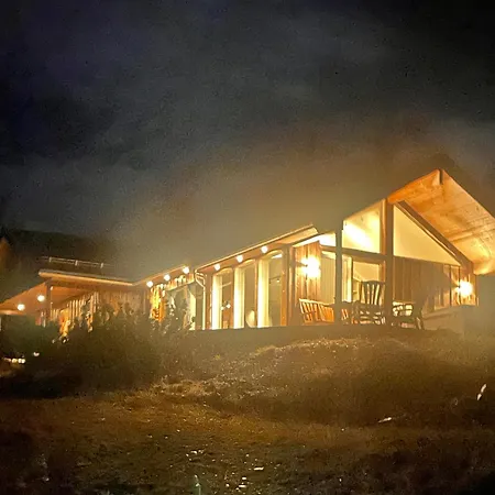 Nyaraló I Talvik Med Badstue Og Jacuzzi *