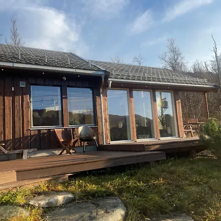 I Talvik Med Badstue Og Jacuzzi Alta
