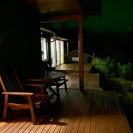 بيت للعطل I Talvik Med Badstue Og Jacuzzi