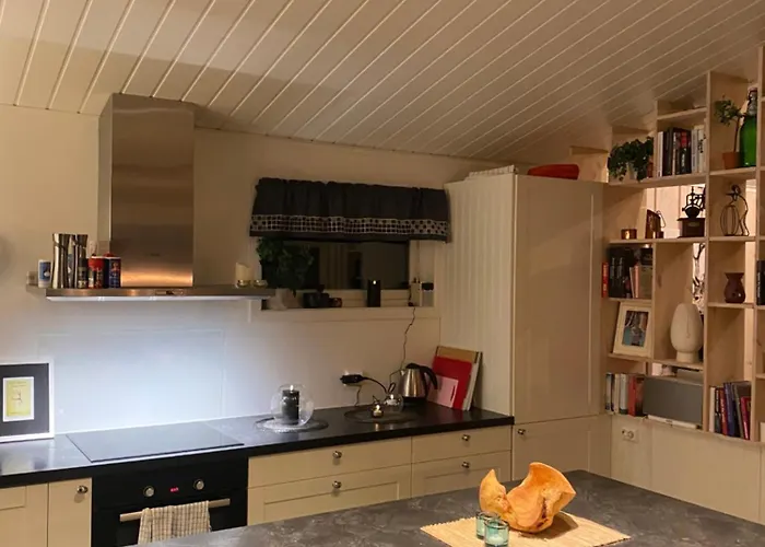 I Talvik Med Badstue Og Jacuzzi Casa de Férias *