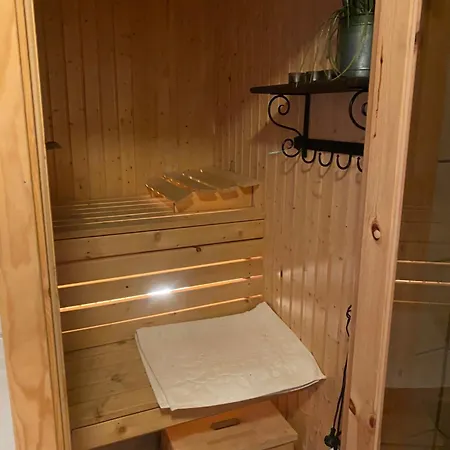 I Talvik Med Badstue Og Jacuzzi 알타